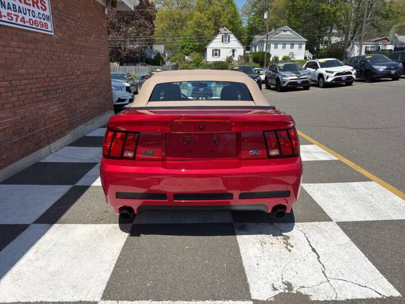 2000 Ford Mustang GT