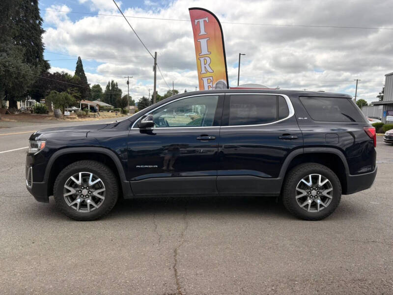2022 GMC Acadia SLE