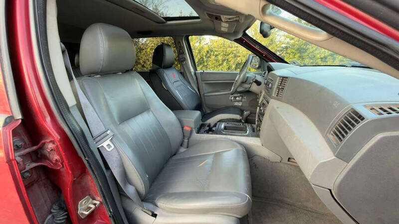 2006 Jeep Grand Cherokee Laredo