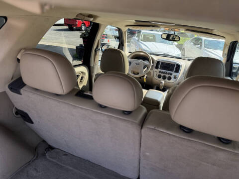 2005 Ford Escape Limited
