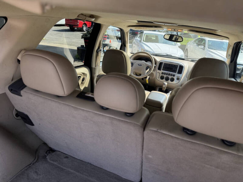 2005 Ford Escape Limited