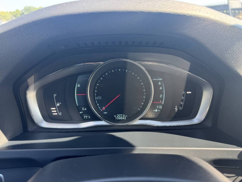 2015 Volvo S60 T5 Premier Plus