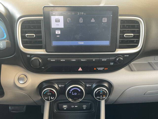 2025 Hyundai Venue SEL