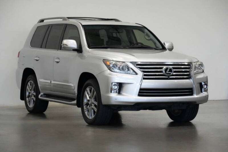 2014 Lexus LX 570