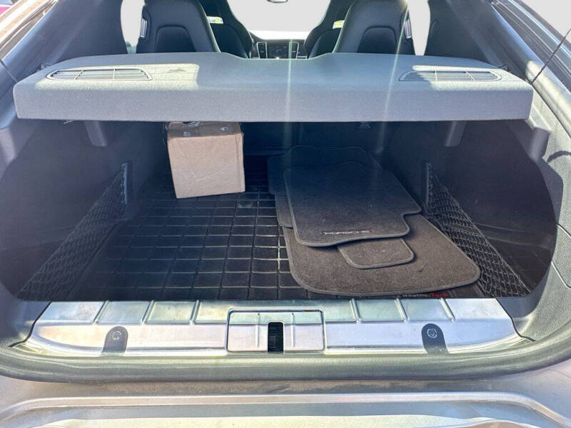 2013 Porsche Panamera GTS