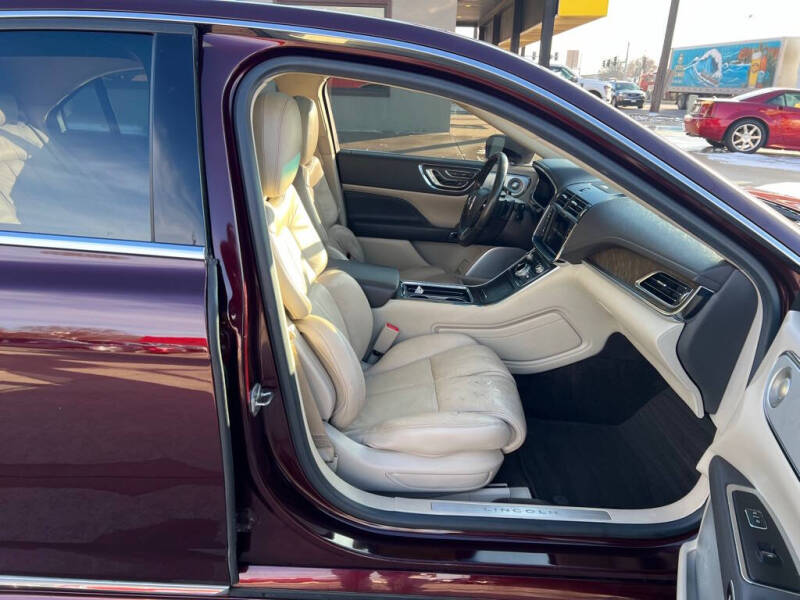 2017 Lincoln Continental Reserve