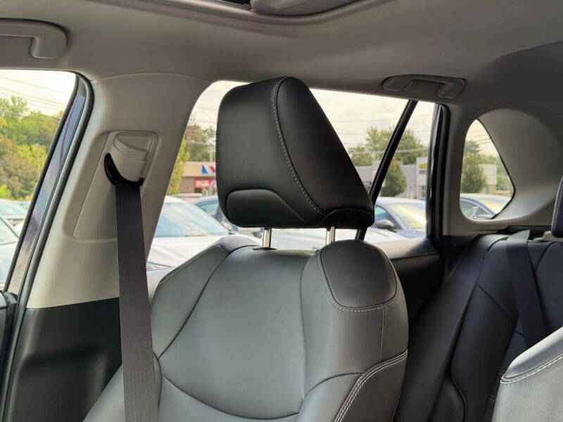 2024 Toyota RAV4 Hybrid XLE Premium