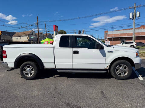 2005 Ford F-150 XLT