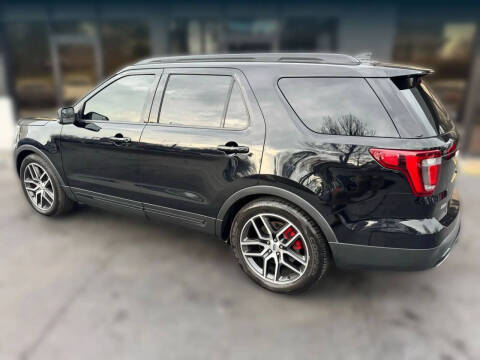 2016 Ford Explorer Sport