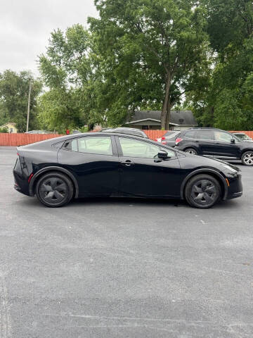 2024 Toyota Prius LE