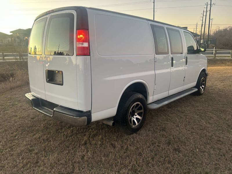 2020 GMC Savana 2500