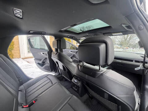 2018 Audi A4 2.0T quattro Premium Plus