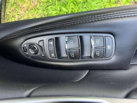 2011 Infiniti M37