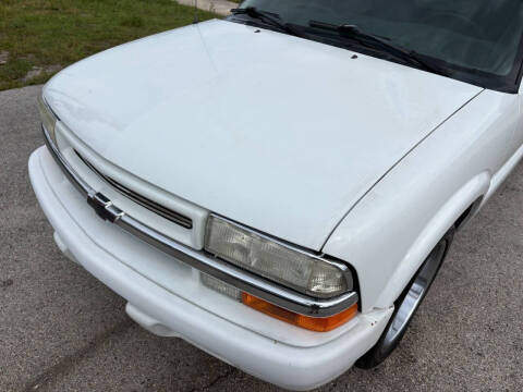 1998 Chevrolet S-10 LS
