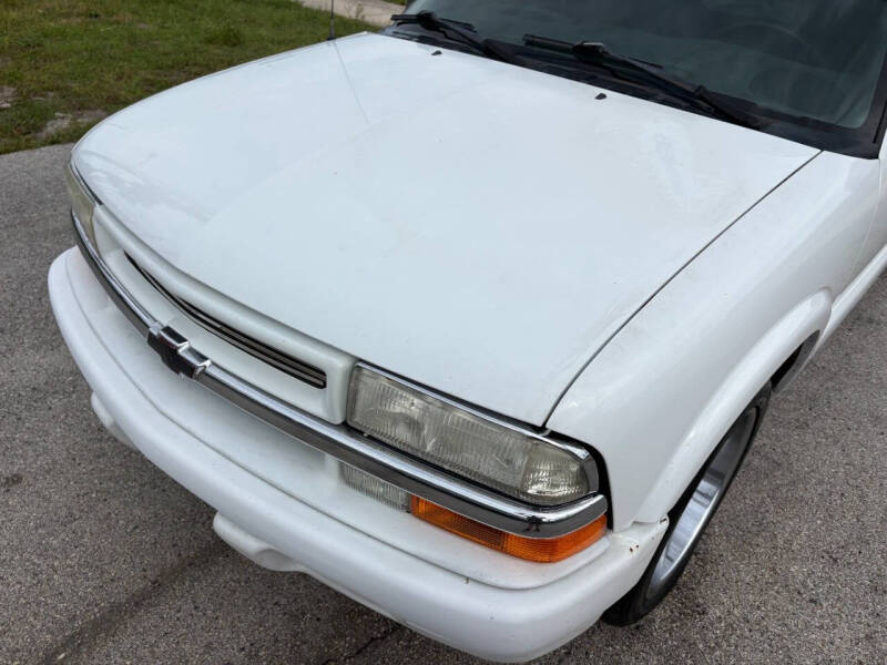 1998 Chevrolet S-10 LS