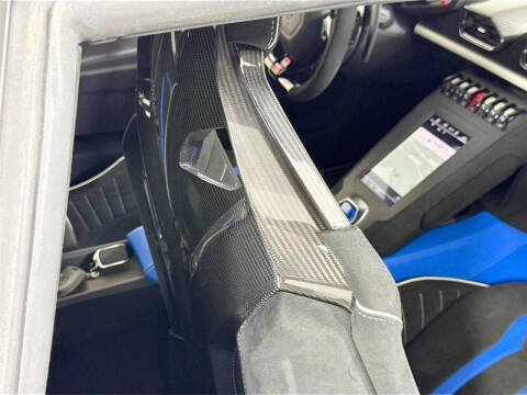 2023 Lamborghini Huracan STO