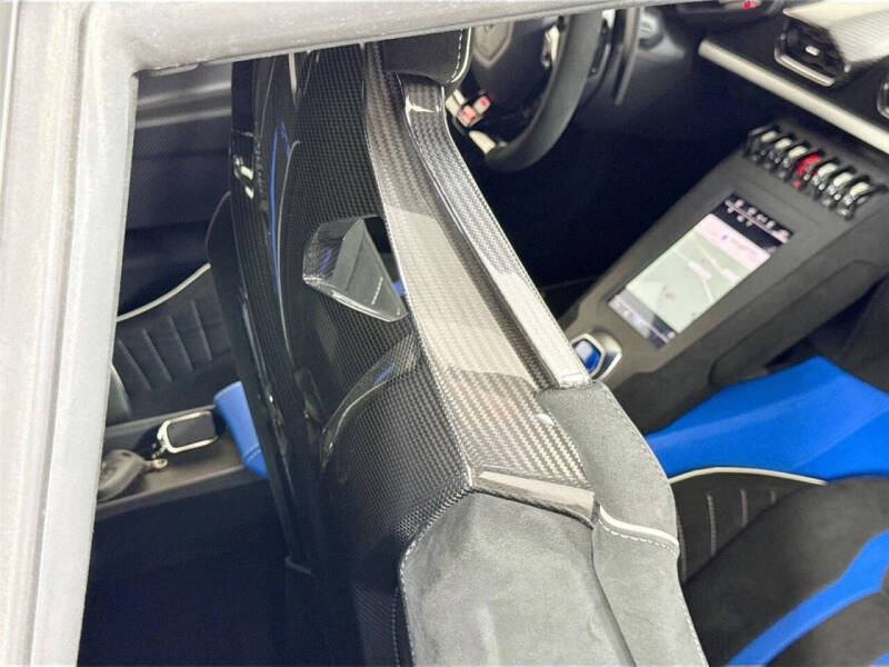 2023 Lamborghini Huracan STO