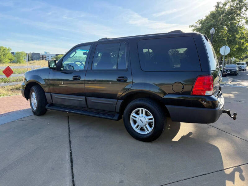 2004 Ford Expedition XLT
