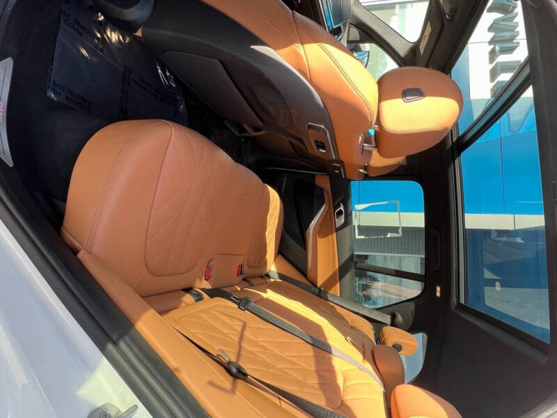 2025 BMW X5 xDrive50e