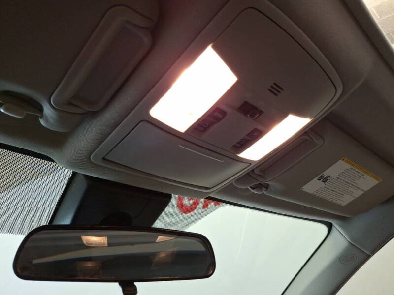 2018 Toyota RAV4 Hybrid XLE