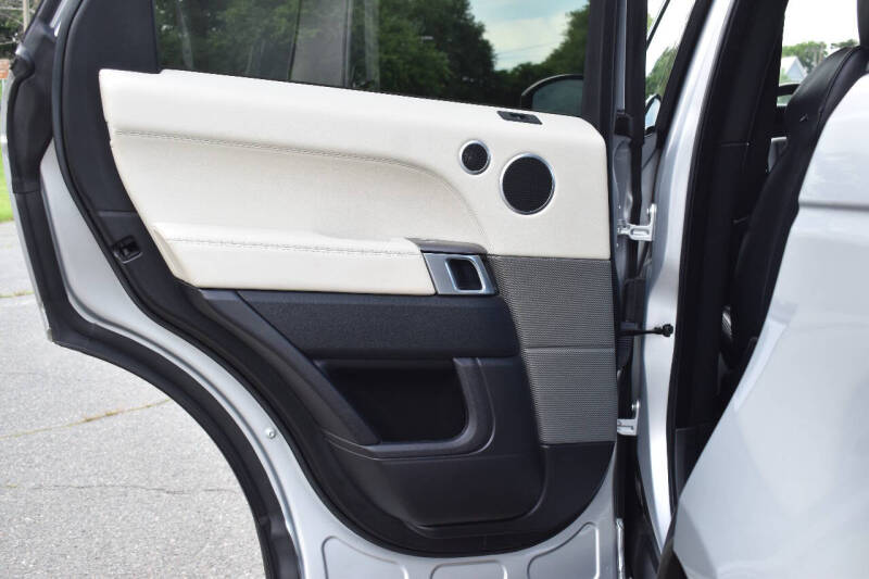 2017 Land Rover Range Rover Sport HSE