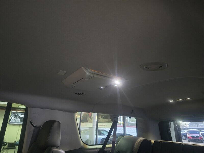 2017 Cadillac Escalade ESV Premium Luxury