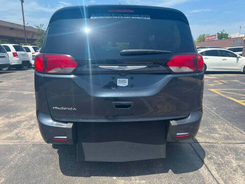2019 Chrysler Pacifica Touring L Plus