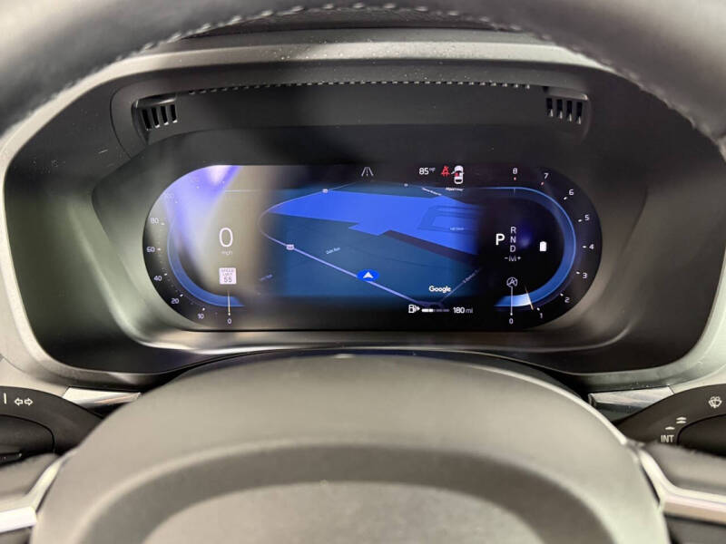 2024 Volvo XC60 B5 Core Dark Theme