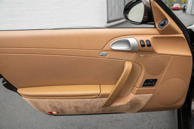 2009 Porsche 911 12