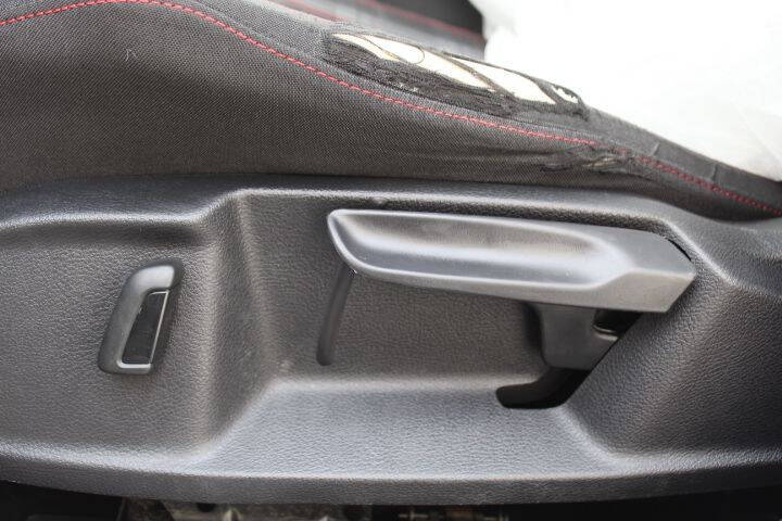 2016 Volkswagen Golf GTI S