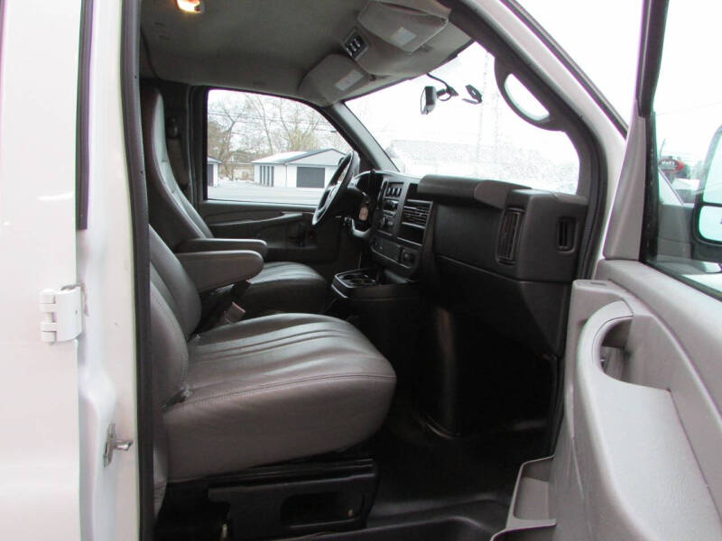 2015 Chevrolet Express LS 2500