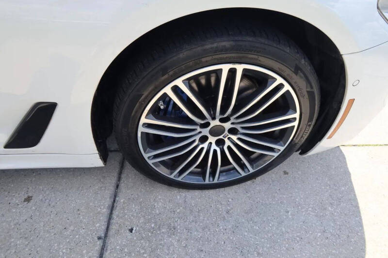 2017 BMW 5 Series 540i