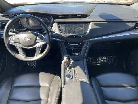 2021 Cadillac XT5 Luxury