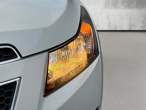 2013 Chevrolet Cruze 2LT Auto