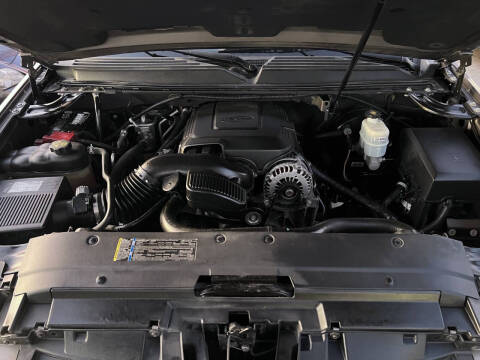 2011 GMC Yukon XL SLE