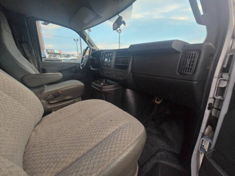 2017 Chevrolet Express 2500