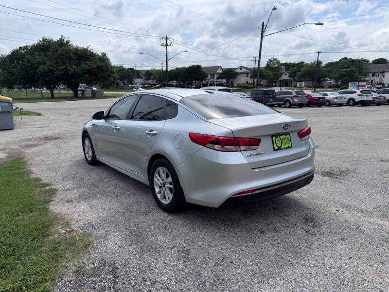 2016 Kia Optima LX