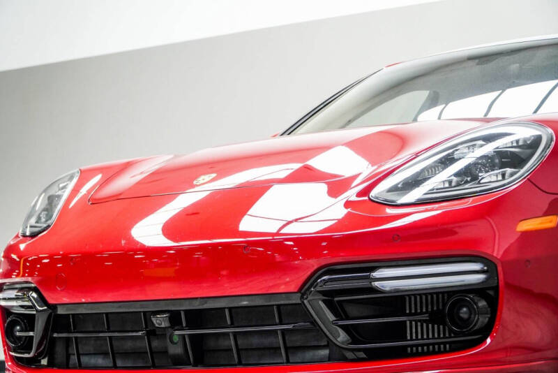 2019 Porsche Panamera 4 E-Hybrid