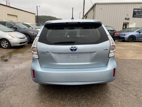2012 Toyota Prius v Five