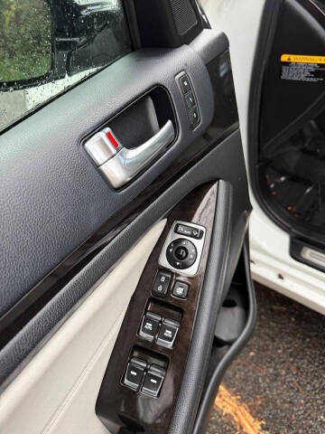 2014 Kia Cadenza Premium