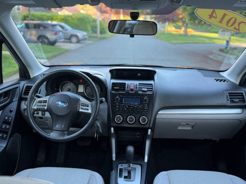 2014 Subaru Forester 2.5i