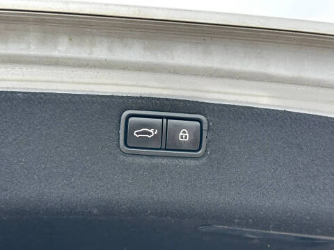 2015 Hyundai Genesis