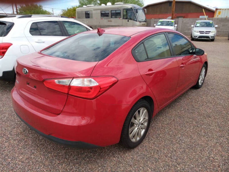 2016 Kia Forte LX photo 3