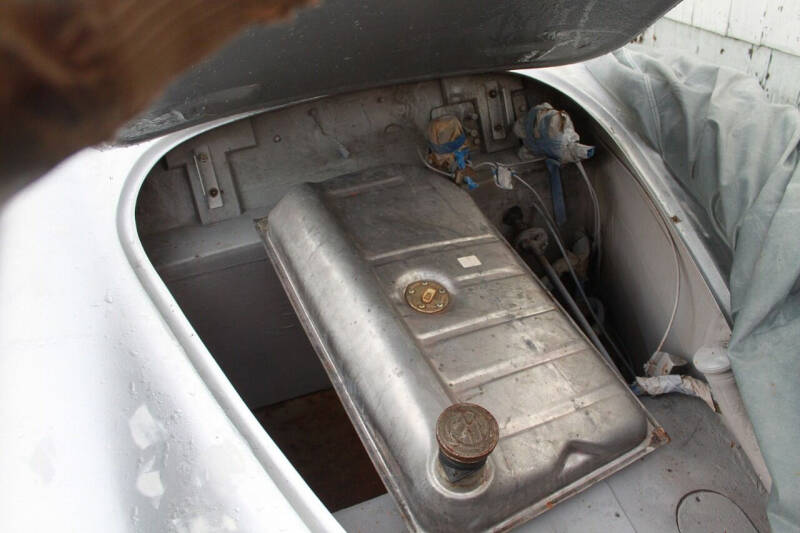 1957 VW Karmann Ghia / La Dawrie Q.T. Custom