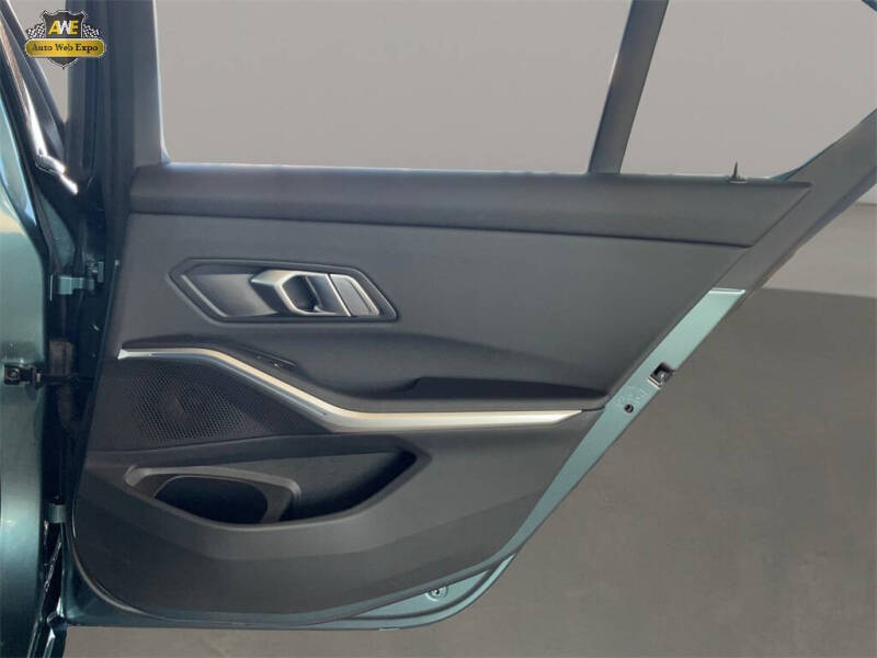 2021 BMW 3 Series 330e xDrive