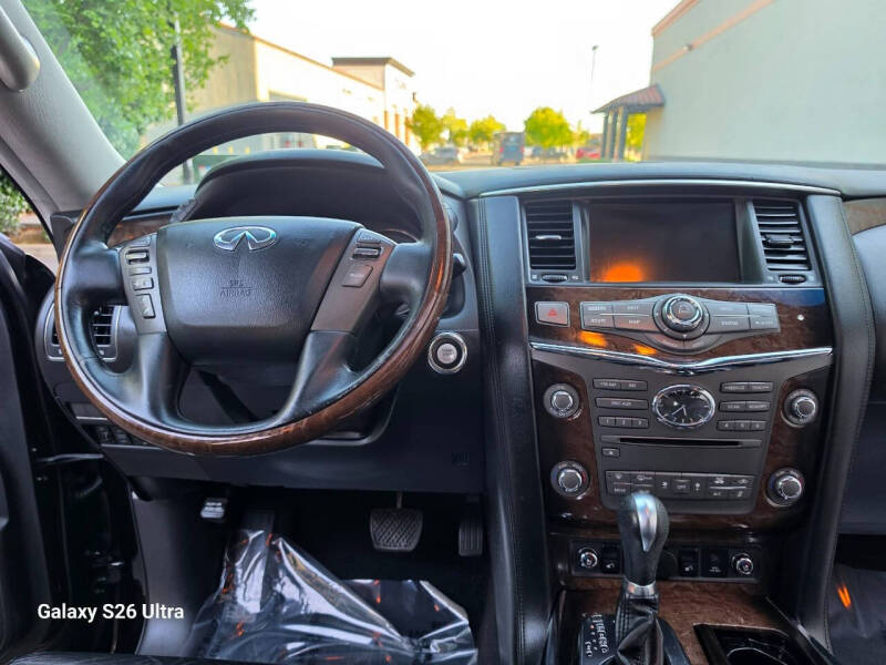 2011 Infiniti QX56