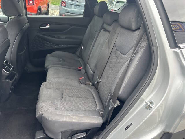 2019 Hyundai Santa Fe SE 2.4L