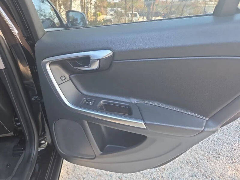 2017 Volvo S60 T5 Dynamic