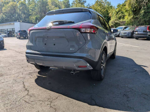2024 Nissan Kicks SV