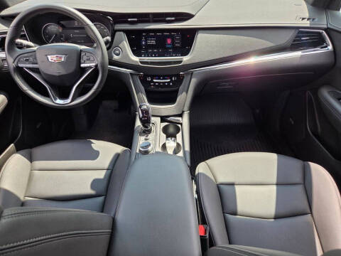 2024 Cadillac XT6 Luxury